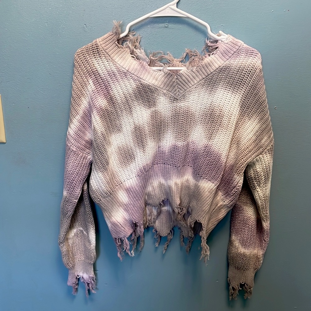 I got this sweater a couple weeks ago to wear at a family event. Only worn once